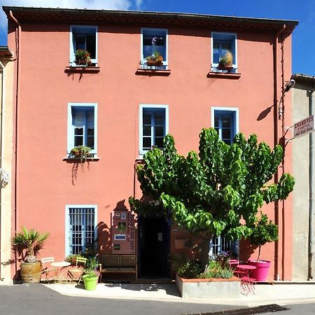 Chambres D'Hotes Et Gites- L'Abri Sous Roche トータヴェル エクステリア 写真